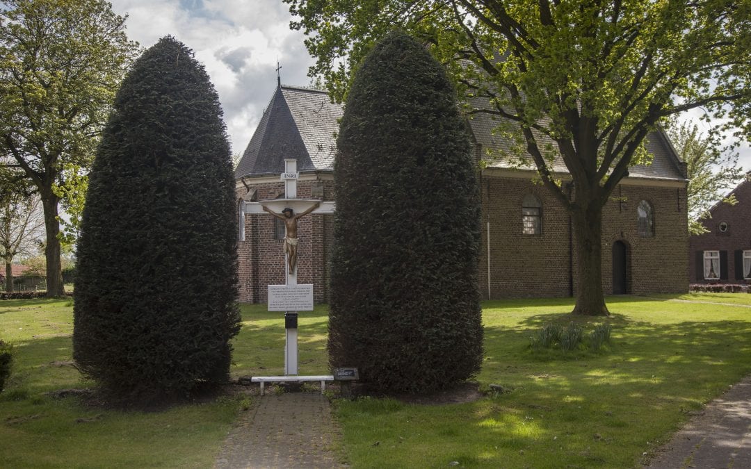 45 Kruis, Hoebertweg, Venray