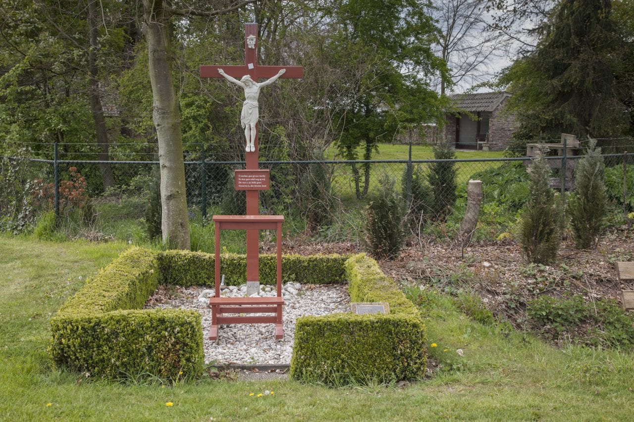 68 Kruis, Lollebeekweg, Castenray Stichting Kruisen en Kapellen in de